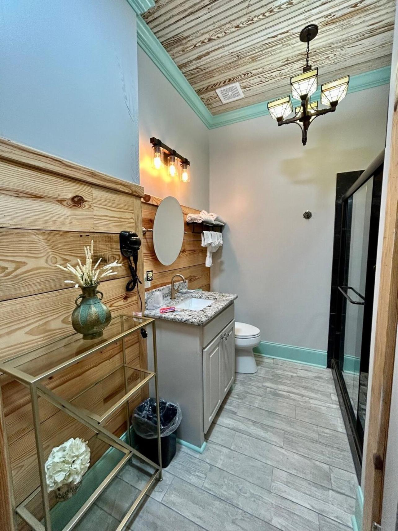 Chipley'S Squareview Inn Carthage المظهر الخارجي الصورة